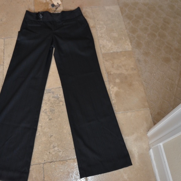 Cartonnier Pinstripe Wide-leg Trouser - Picture 2 of 9